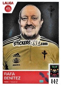 Sticker Entrenador RC Celta - Rafa Benítez (2) - LaLiga 2023-2024
 n. 222 - Panini