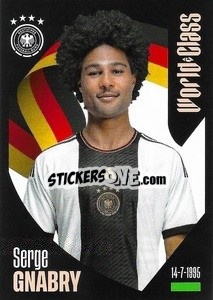 Cromo Serge Gnabry - FIFA World Class 2024
 - Panini