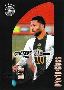 Cromo Serge Gnabry – Line-up - FIFA World Class 2024
 - Panini