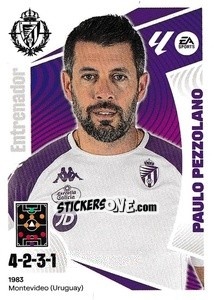 Sticker Entrenador Real Valladolid - Paulo Pezzolano (2) - LaLiga 2024-2025
 n. 552 - Colecciones ESTE