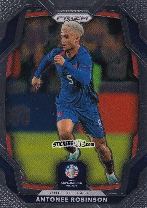 Figurina Antonee Robinson - Prizm Copa America 2023-2024
 n. 162 - Panini