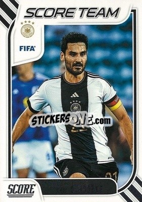 Sticker İlkay Gündoğan - Score FIFA 2023-2024
 n. ST18 - Panini