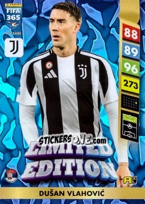 Sticker Dušan Vlahović - FIFA 365: 2024-2025. Adrenalyn XL
 n. LE70 - Panini