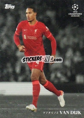 Sticker Virgil Van Dijk - Simplicidad UEFA Club Competitions 2021-2022
 n. 35 - Topps