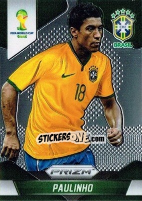 Figurina Paulinho - FIFA World Cup Brazil 2014. Prizm - Panini