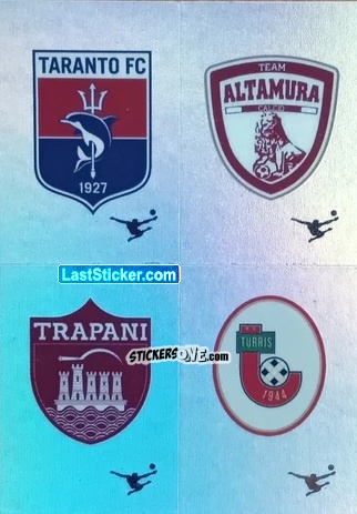 Figurina Scudetto Taranto / Team Altamura / Trapani / Turris - Calciatori 2024-2025 n. 719 - Panini
