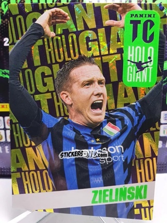 Sticker Piotr Zieliński - FIFA Top Class 2025
 n. HG14 - Panini