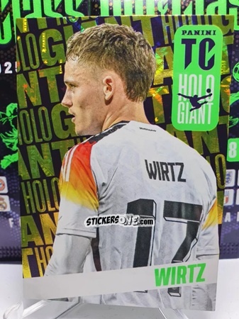 Sticker Florian Wirtz - FIFA Top Class 2025
 n. HG31 - Panini