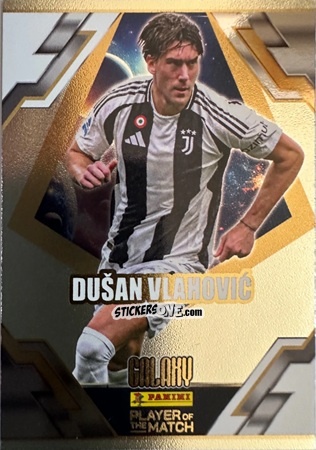 Sticker Dušan Vlahović - Serie A Player of The Match 2024-2025
 n. 185 - Panini