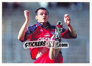 Sticker Willy Sagnol  (Actionbild) - Bayern München 2000-2001 - Panini