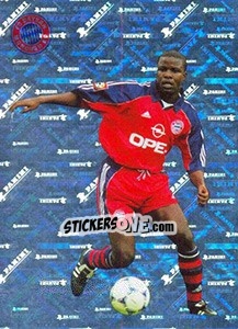 Cromo Samuel Osei Kuffour  (Glitzerbild) - Bayern München 2000-2001 n. 109 - Panini