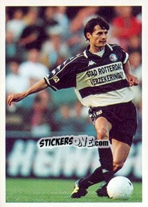 Sticker Kees van Wonderen in game - Feyenoord 2000-2001 - Panini