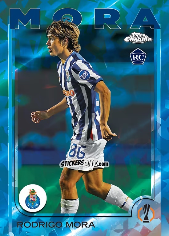 Sticker Rodrigo Mora - Chrome Uefa Club Competitions Sapphire Edition 2024-2025 n. 137 - Topps