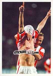 Sticker Yuri Nikiforov in celebration with Dmitriy Khokhlov - PSV Eindhoven 2000-2001 - Panini