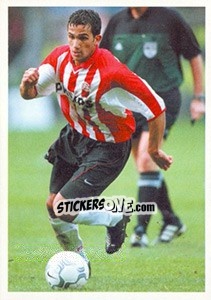 Cromo Adil Ramzi in game - PSV Eindhoven 2000-2001 - Panini