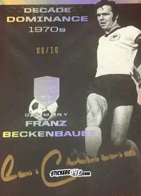 Figurina Franz Beckenbauer - 2018 Eminence Soccer n. DD12 - Panini