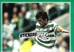 Sticker Lubomir Moravcik in action - Celtic FC 1999-2000 - Panini