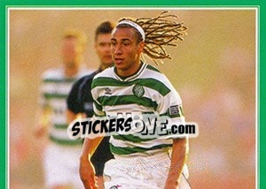Sticker Henrik Larsson in action - Celtic FC 1999-2000 n. 73 - Panini