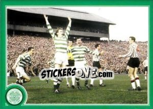 Sticker Celtic hit the net at Hampden... - Celtic FC 1999-2000 n. 95 - Panini