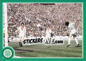 Sticker Celtic scooped the Cup against Airdrie... - Celtic FC 1999-2000 n. 106 - Panini