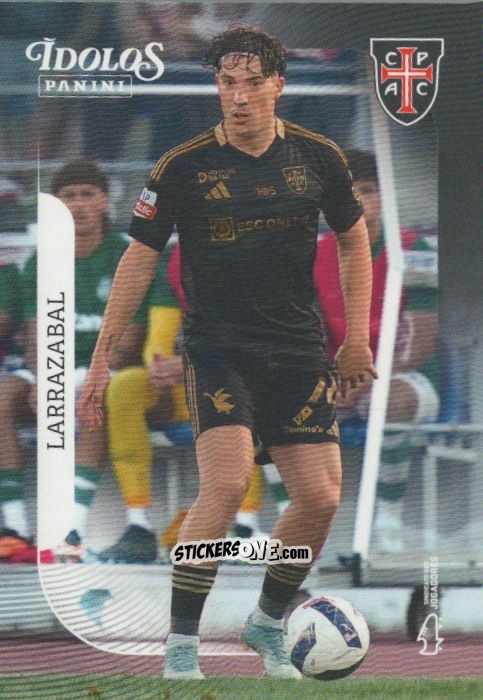 Sticker Larrazabal - Ídolos do Futebol Português 2025-2026
 n. 102 - Panini