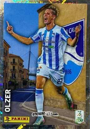 Figurina Olzer - Calciatori Serie BKT 2025-2026
 n. 474 - Panini