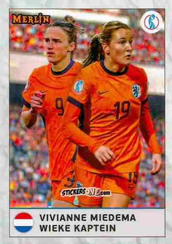 Figurina Wieke Kaptein / Vivianne Miedema - UEFA Women’s Euro 2025
 n. 71 - Topps Merlin