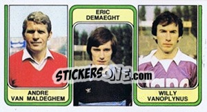 Figurina Andre van Maldeghem / Eric Demaeght / Willy Vanoplynus - Football Belgium 1982-1983 n. 383 - Panini