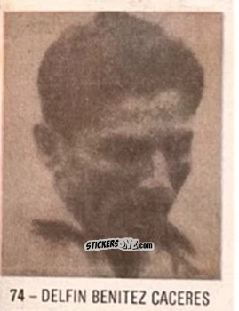 Figurina Delfin Benitez Caceres - El Libro de Los Mundiales 1977
 n. 74 - SUPERCOLLECION