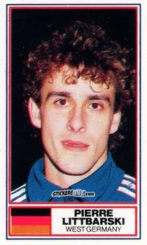 Cromo Pierre Littbarski - Football International Stars 1984
 n. 27 -  Rothmans
