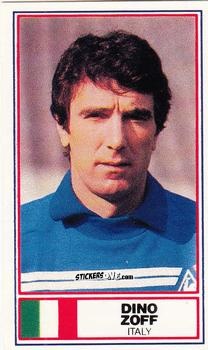 Sticker Dino Zoff - Football International Stars 1984
 n. 50 -  Rothmans
