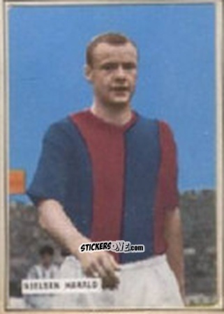 Sticker PASCUTTI - Campionato 1965-66
 n. 24 - EDIZIONE FILATELICHE
