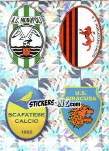 Sticker SCUDETTO (Monopoli - Noicattaro - Scafatese - Siracusa) - Calciatori 2009-2010 n. 697 - Panini