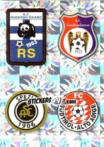 Sticker SCUDETTO (Rodengo Saiano - Sambonifacese - Spezia - Südtirol/Alto Adige) - Calciatori 2009-2010 n. 688 - Panini