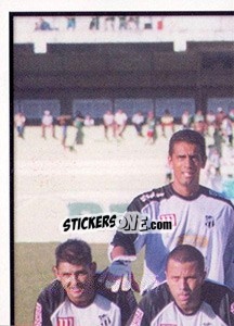 Sticker Equipe de foto (1 de 6) - Campeonato Brasileiro 2005 n. 409 - Panini