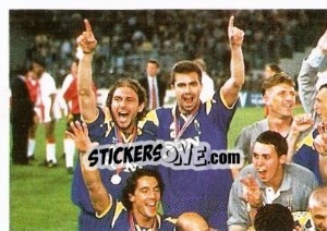Sticker Squadra Juventus - Calcio Coppe 1996-1997 n. 1 - Panini