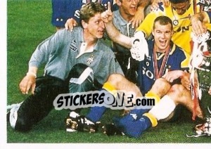 Sticker Squadra Juventus - Calcio Coppe 1996-1997 n. 3 - Panini