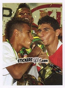 Sticker Primeira vez - Santos 100 Anos n. 215 - Panini
