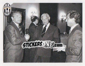 Sticker G.Boniperti / G.Agnelli / G.Trapatoni - Juventus 2011-2012 n. 8 - Footprint