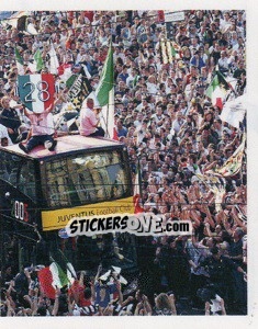 Sticker La Parata per il 28-e Scudetto - Juventus 2011-2012 n. 59 - Footprint