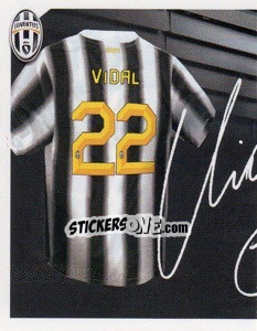 Figurina 22 - Arturo Vidal Autografo - Juventus 2011-2012 - Footprint