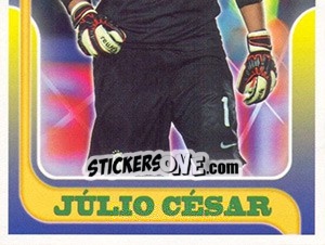 Sticker Júlio César no movimento - Estrelas da Seleção o Brasil na Copa do Mundo de 2010 n. 145 - Panini