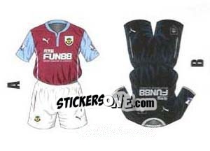 Sticker Home/Away Kit (54A, 54B) - Premier League Inglese 2014-2015 n. 54 - Topps