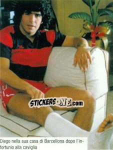 Sticker Maradona Nella Sua Casa Di Barcelona - Maradona Il Più Grande n. 53 - Preziosi