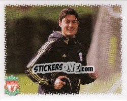 Sticker Albert Riera in training - Liverpool FC 2009-2010 - Panini