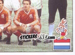 Sticker Team4 - UEFA Euro West Germany 1988 - Panini