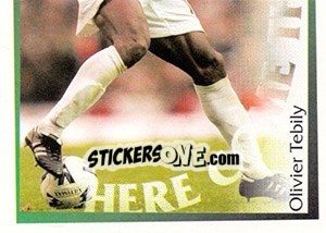 Sticker Olivier Tebily in action - Celtic FC 2000-2001 - Panini