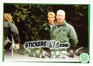 Sticker Tommy twists, Tommy turns... (Tommy Burns) - Celtic FC 2000-2001 - Panini