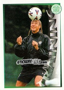 Sticker He can do Magic... (Henrik Larsson) - Celtic FC 2000-2001 n. 100 - Panini
