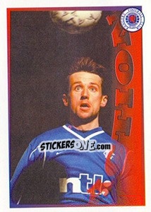 Sticker Looking up... (Neil McCann) - Rangers Fc 2000-2001 - Panini